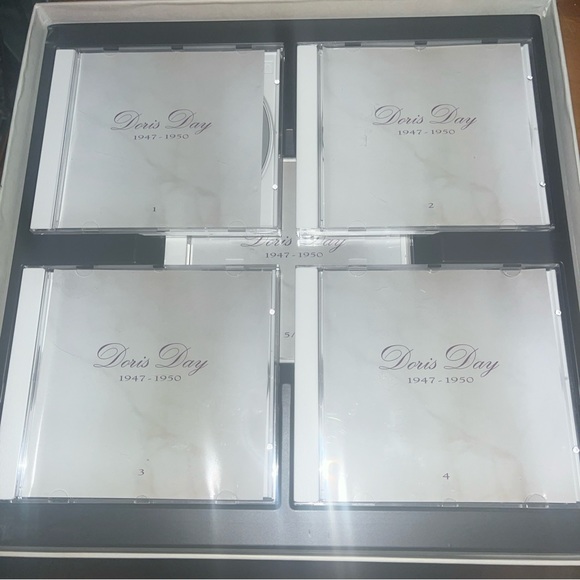 Doris Day Box Sets - Picture 5 of 11